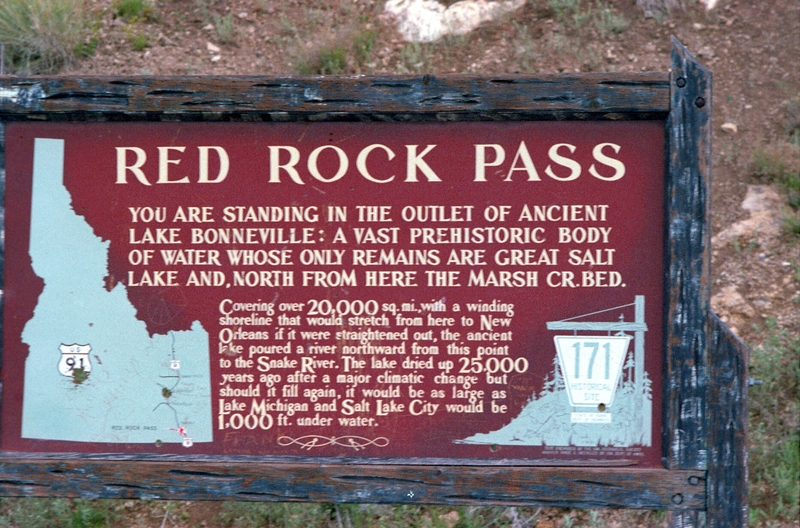 Sign: Red Rock Pass