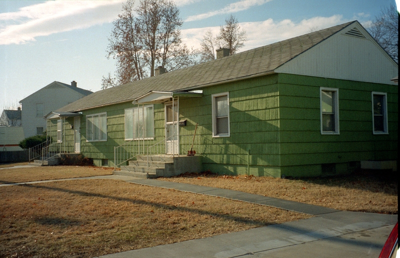 Jean and Larry's house on Thayer Drive in Richland, WA