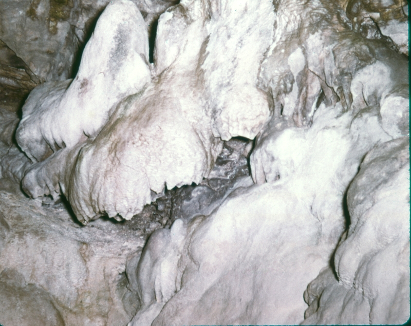 Tom Sawyer Cave, MO