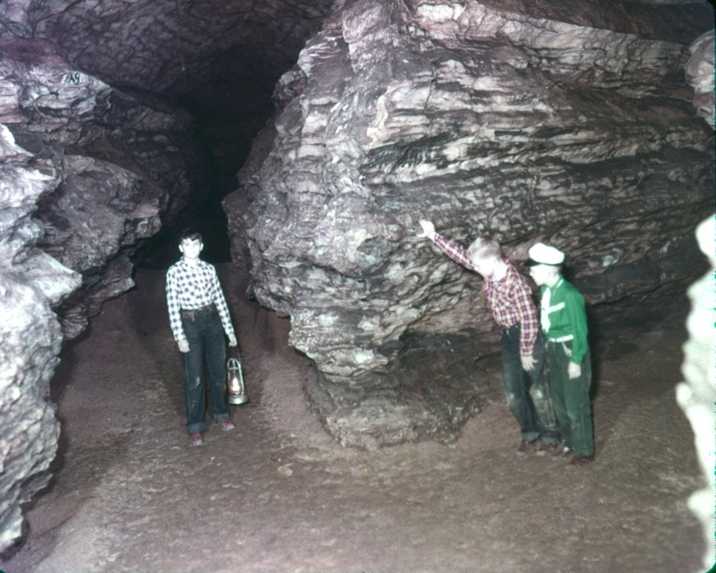 Tom Sawyer Cave, MO