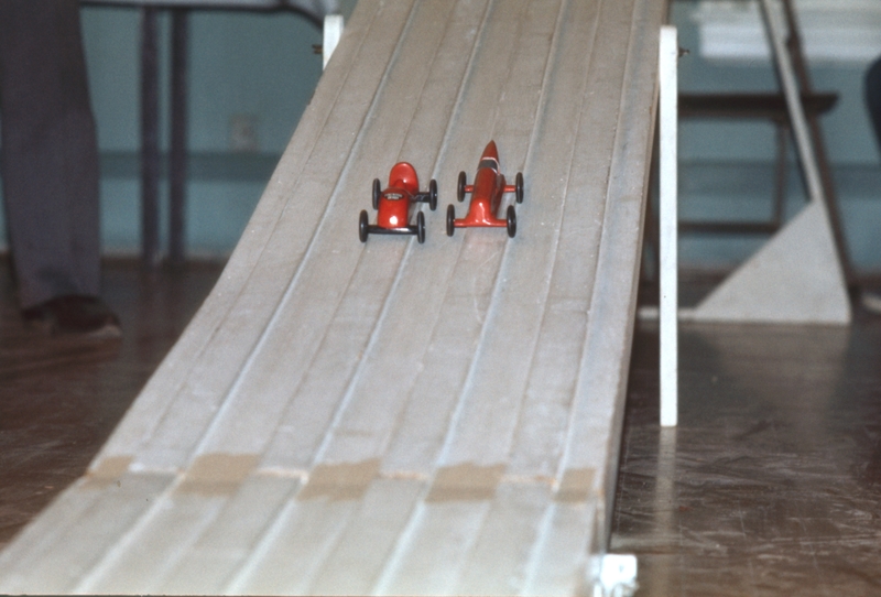 Pinewood Derby heat