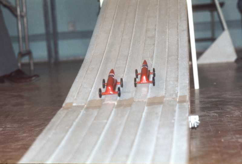 Pinewood Derby heat