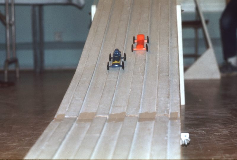 Pinewood Derby heat