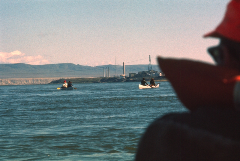 Explorer Scout canoe trip on the Columbia