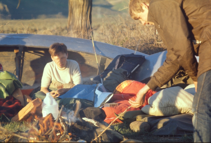 Explorer Scout canoe trip on the Columbia