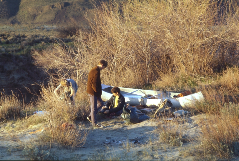 Explorer Scout canoe trip on the Columbia