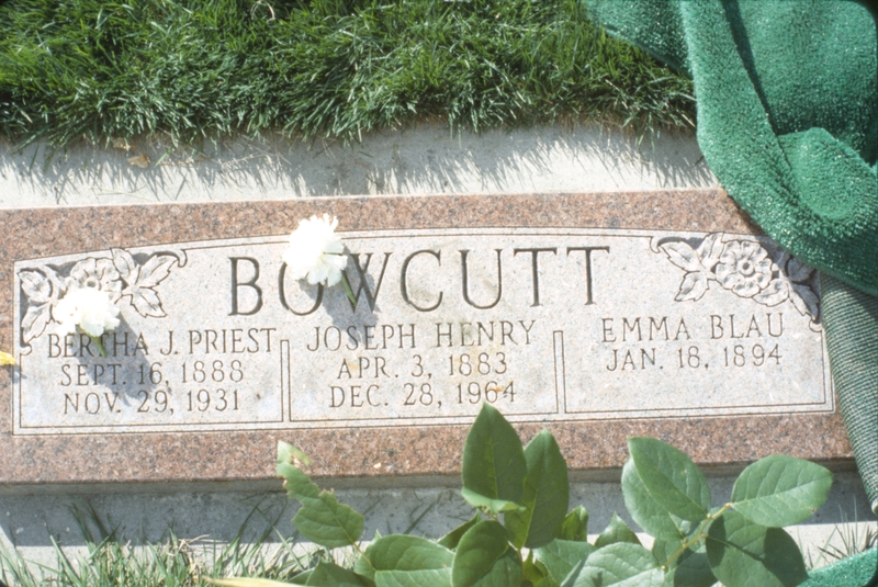 gravestone: Bowcutt, Bertha J Priest, Joseph Henry, Emma Blau