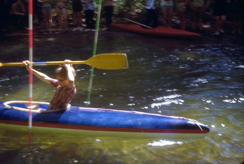 Kayak races at Salmon-le-sac WA