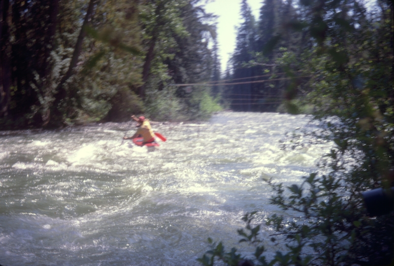 Kayak races at Salmon-le-sac WA