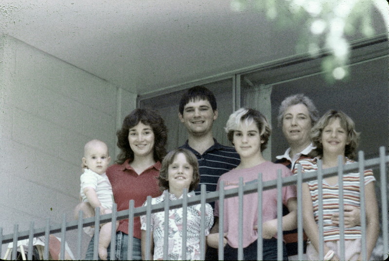 Bruce, Cheryl, Roseann, Brent, Cheryl's sister, Jean, Leann