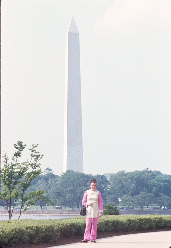 Washington Monument, Jean