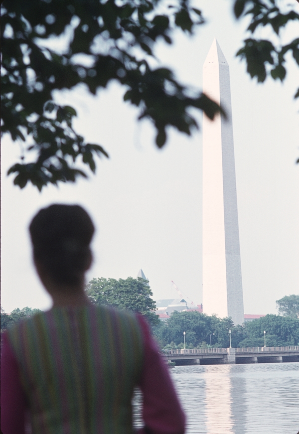 Washington Monument, Jean