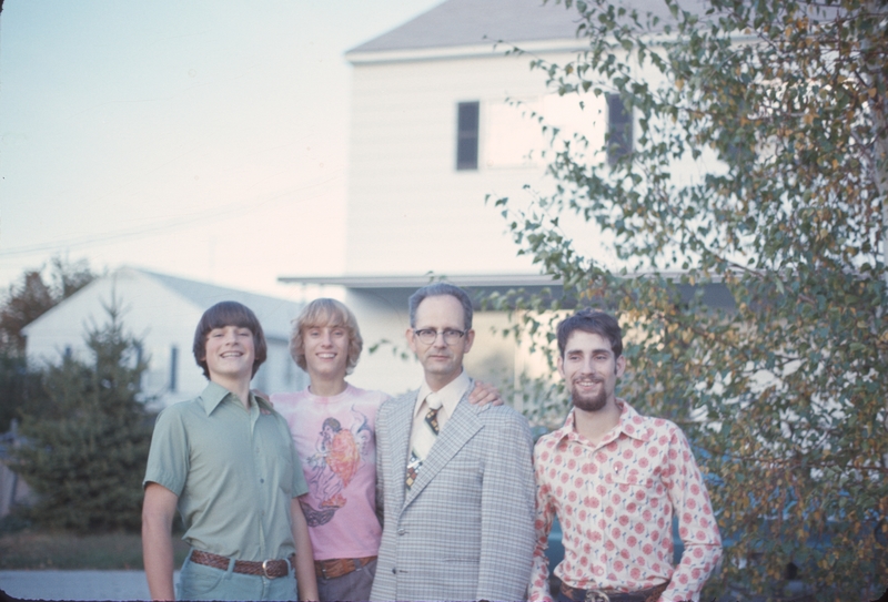 Brent, Perry, Larry, Jim, Goethals house