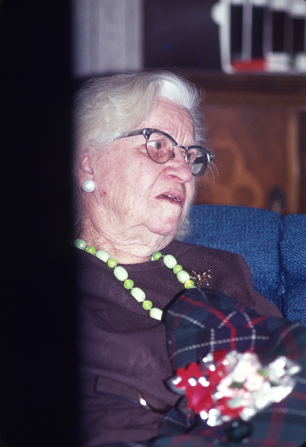 Edith Bowcutt Peterson