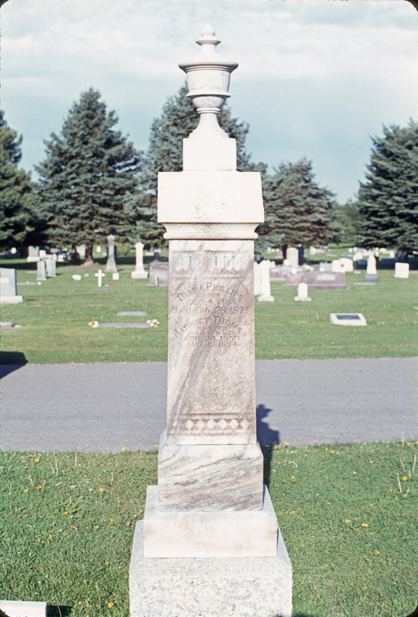 gravestone: Thomas