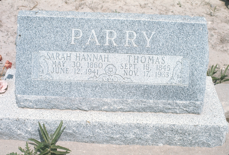 gravestone: Parry, Sarah Hannah, Thomas