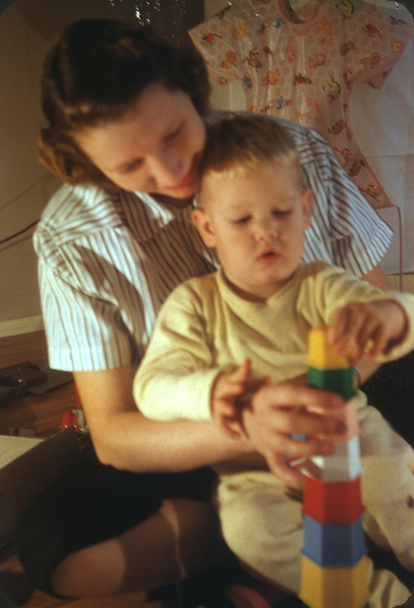 Jean Colton and Donny, 25 Dec 1955, stacking blocks