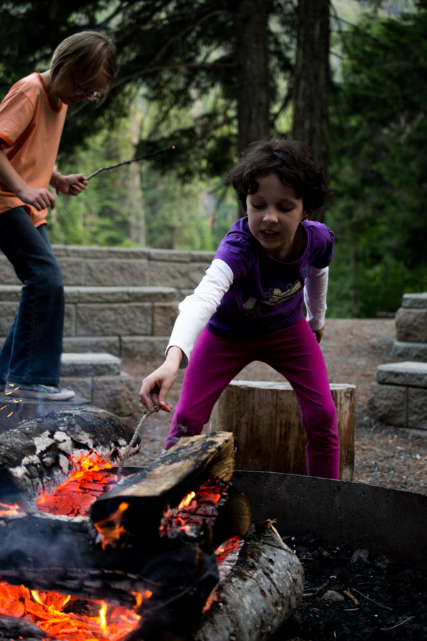 HollieW, EveeE, S'mores fire