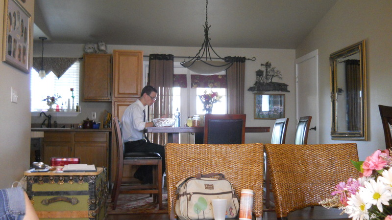 Nate, Dining room, at Forsythia