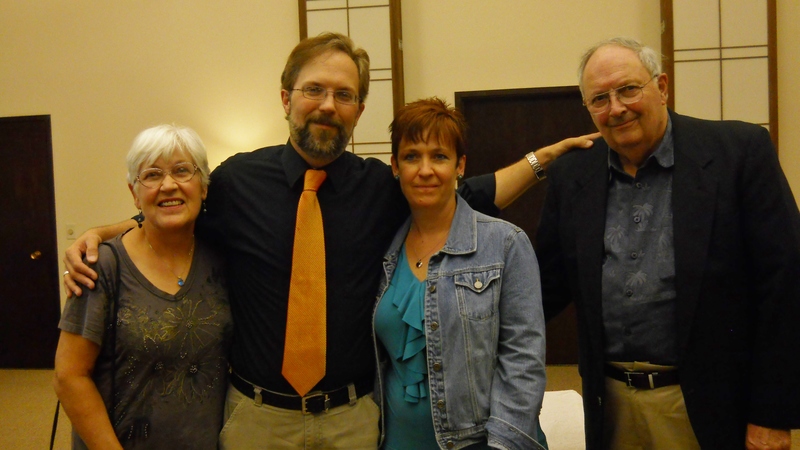 Inge, Eric, Karen, Herman, First viewing, at Einan's