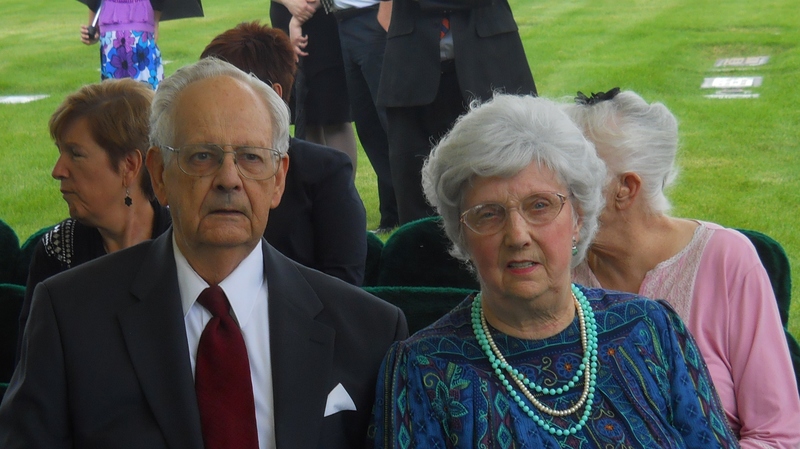 Cindy, Larry and Jean, Karen behind Larry, June, Graveside at Einan's