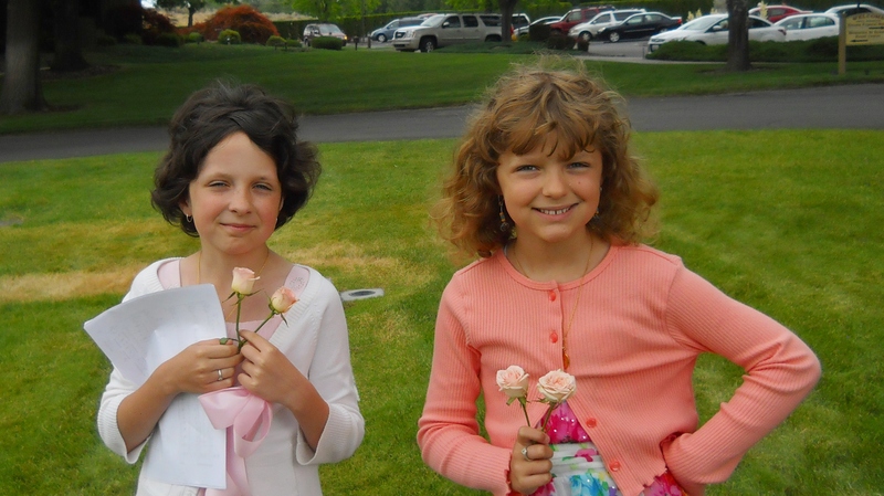 Becca, Evee, Graveside at Einan's