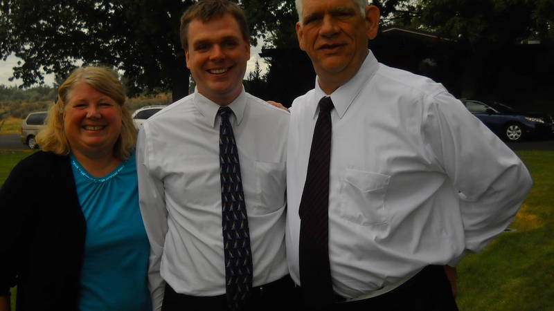 Lois, Joseph, Don, Graveside at Einan's